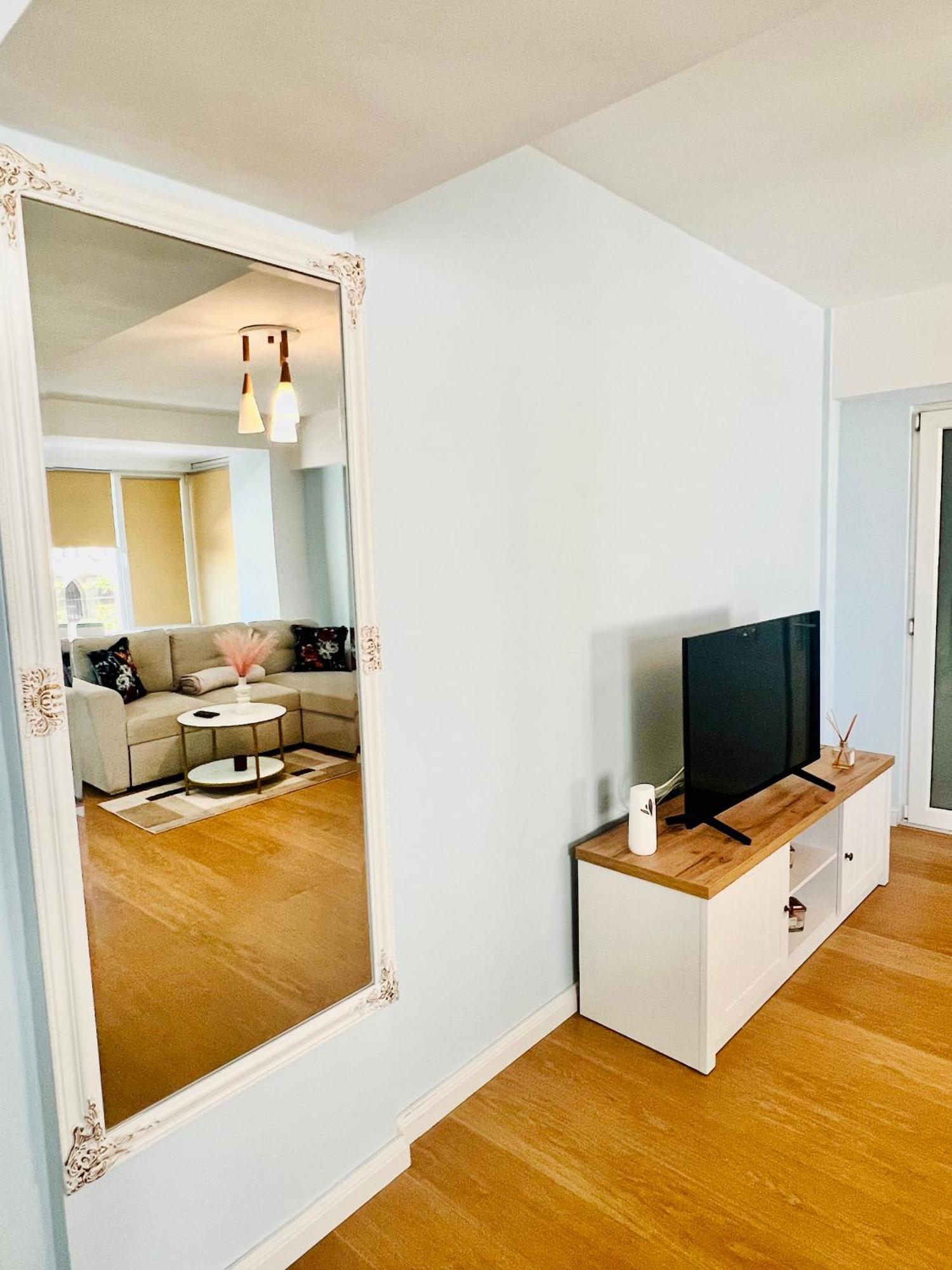 Ferienwohnung Piata Ovidiu 14 Constanţa Exterior foto