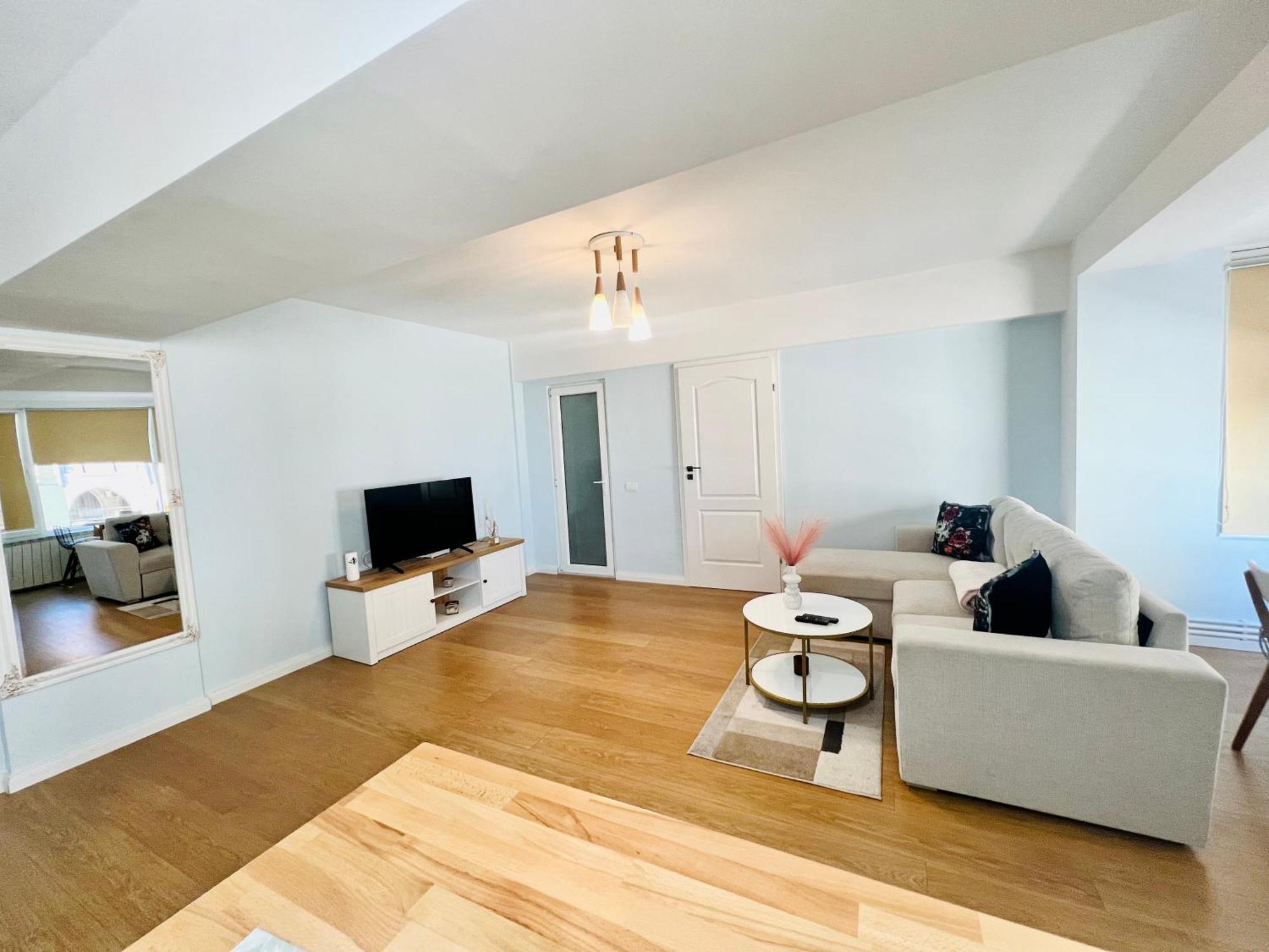 Ferienwohnung Piata Ovidiu 14 Constanţa Exterior foto